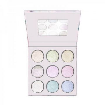 Essence Never Give Up Your Daydream Eyeshadow Palette - 13.5g  - 4059729048486